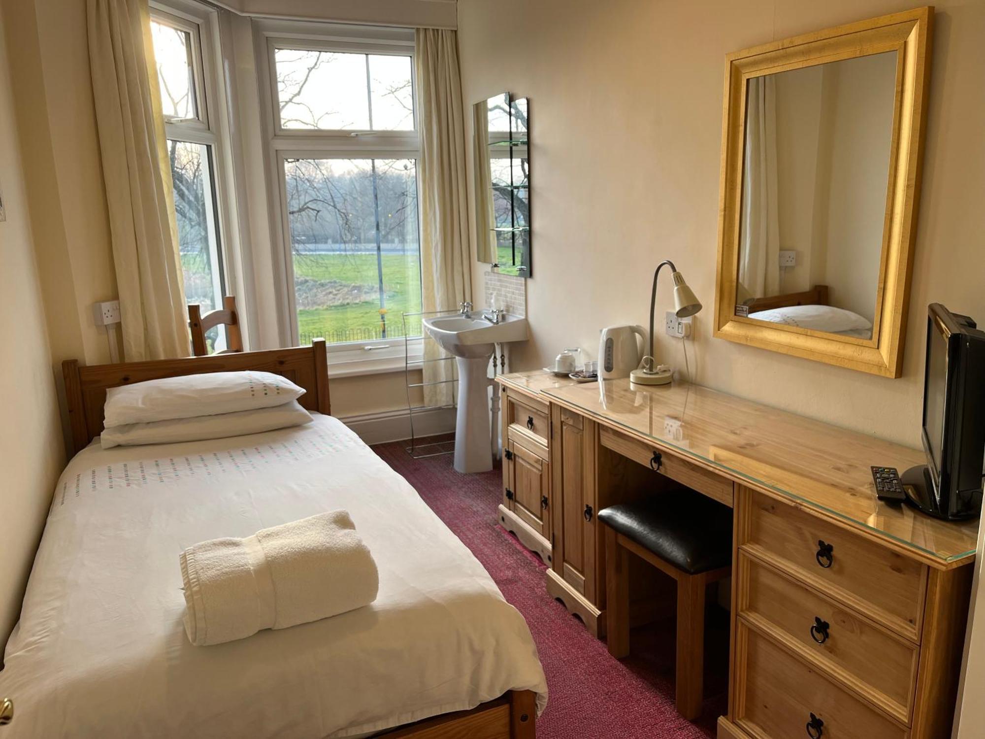 Chadwick Guest House Middlesbrough Kültér fotó